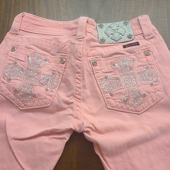 Miss Me Skinny 26 - Picture 3 of 3